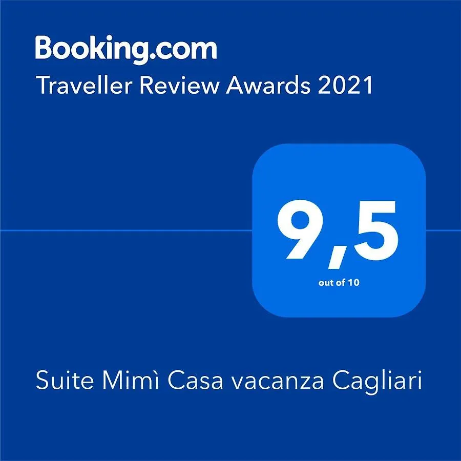Exclusive Use Swimming Pool Available From June To September カリアリ
