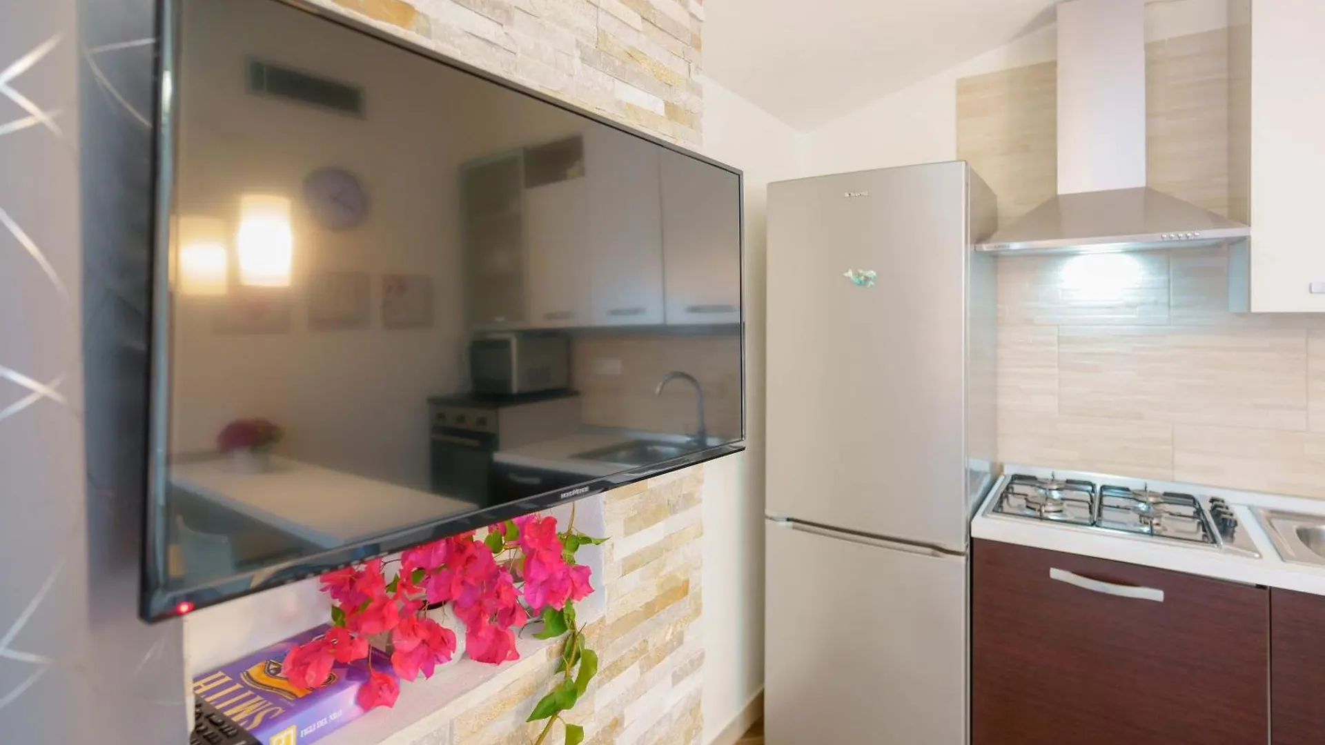 Exclusive Use Swimming Pool Available From June To September Cagliari Vakantiehuis