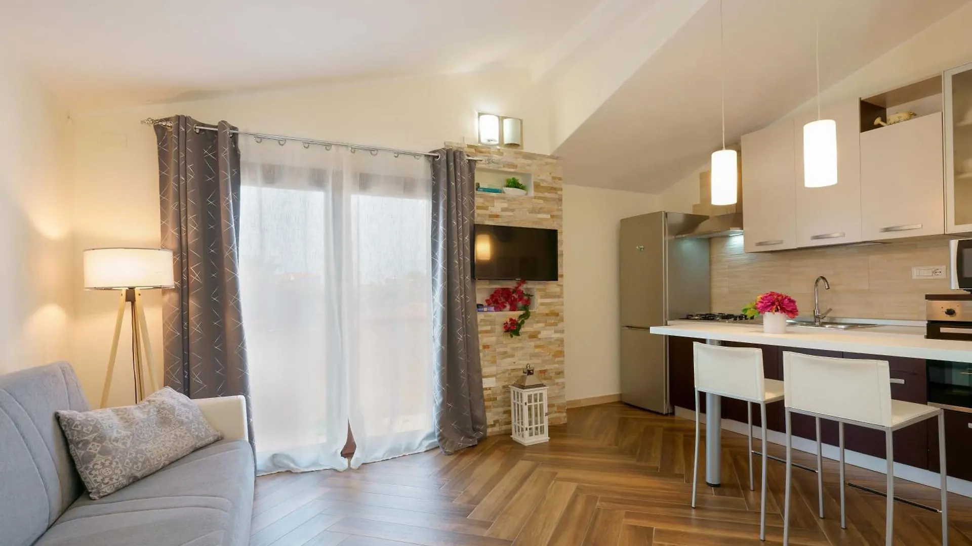 Exclusive Use Swimming Pool Available From June To September Cagliari